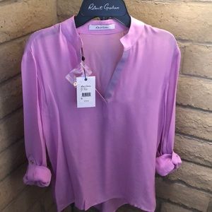 Robert Graham lavender blouse. Size S